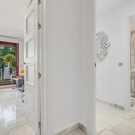 Luxury In Benahavis Apartamento *